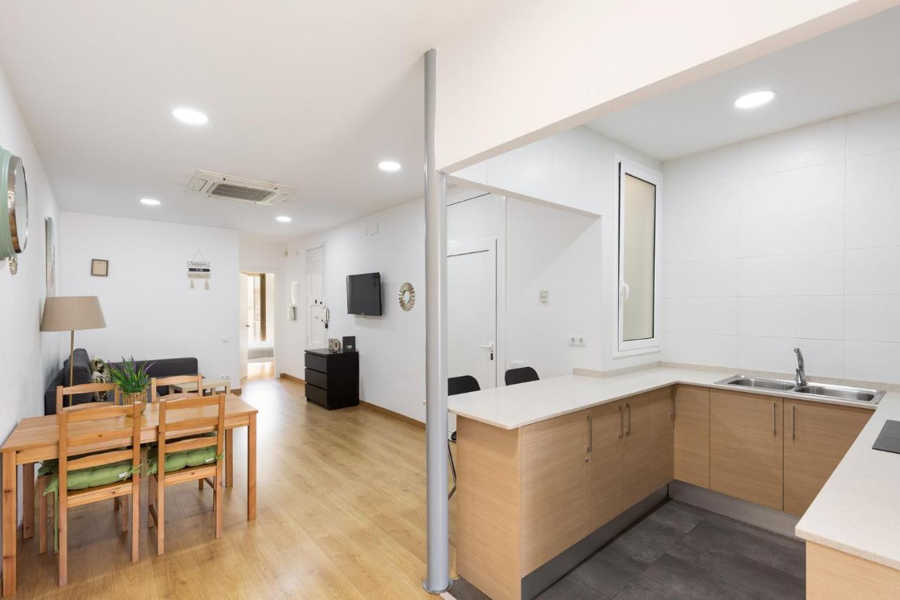 Stay U-Nique Apartments Urgell Barselona Dış mekan fotoğraf