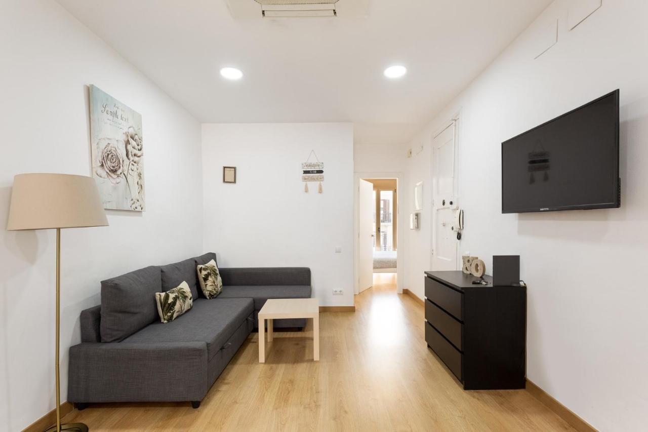 Stay U-Nique Apartments Urgell Barselona Dış mekan fotoğraf