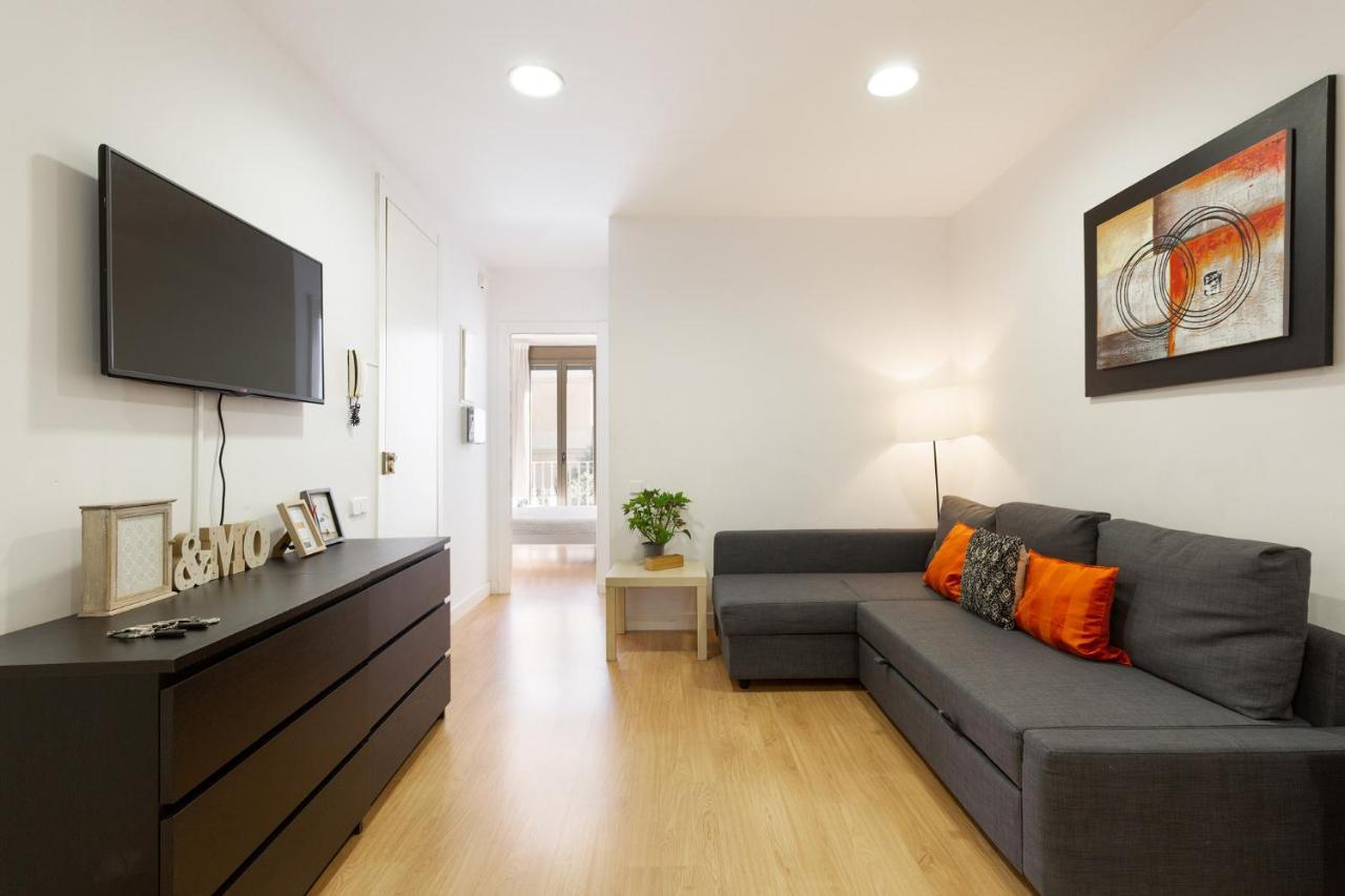 Stay U-Nique Apartments Urgell Barselona Dış mekan fotoğraf