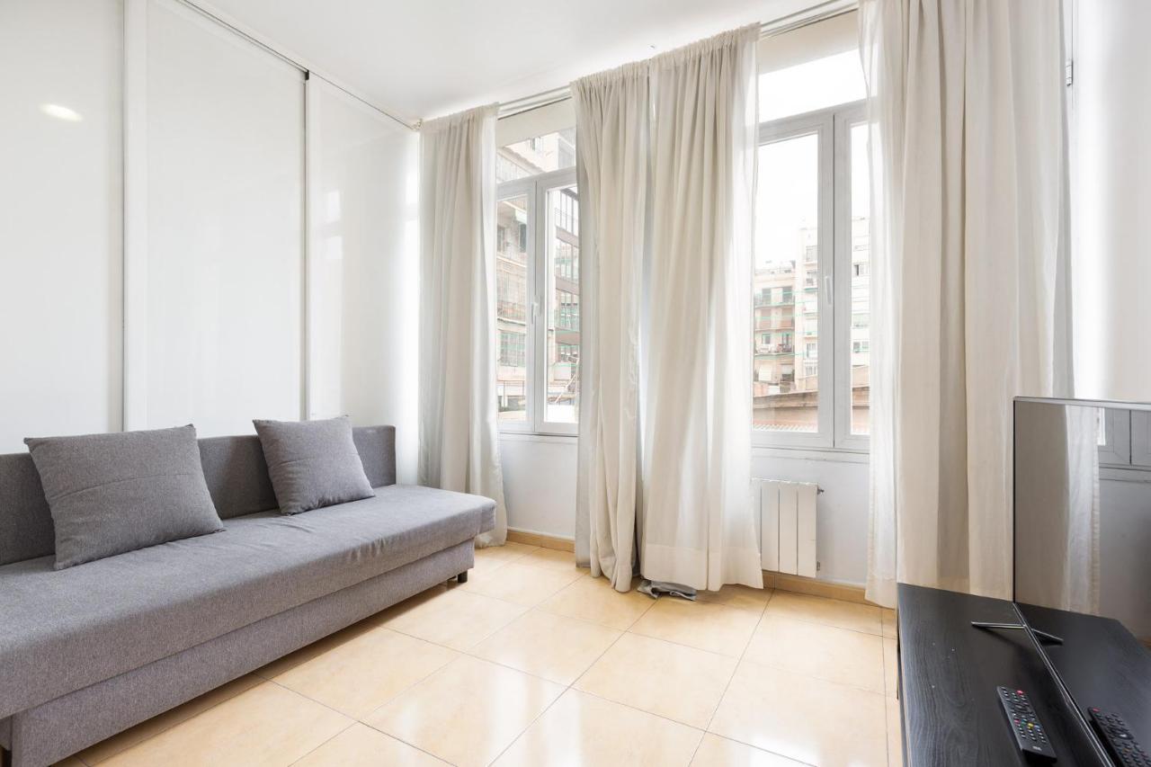 Stay U-Nique Apartments Urgell Barselona Dış mekan fotoğraf