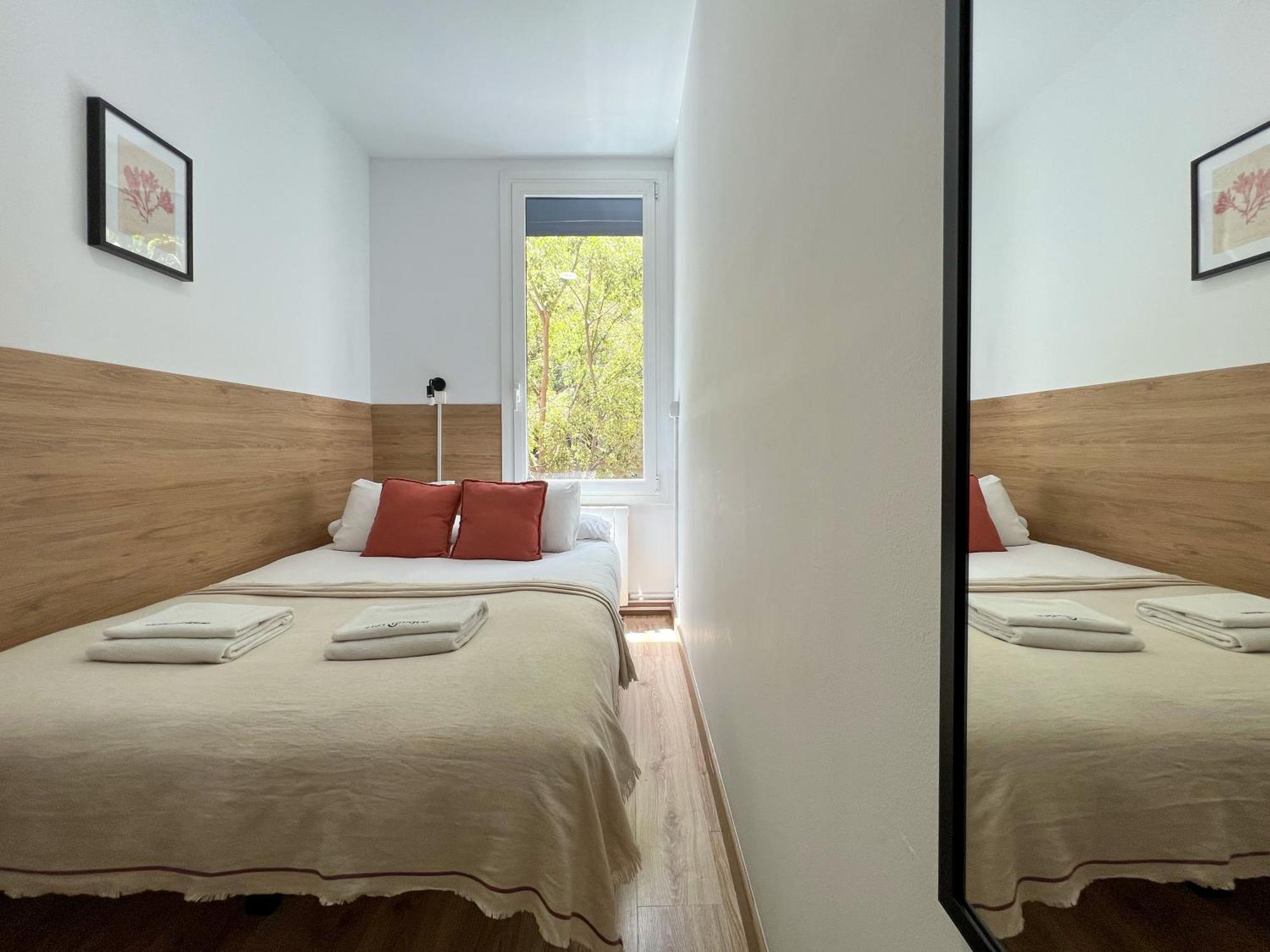 Stay U-Nique Apartments Urgell Barselona Dış mekan fotoğraf